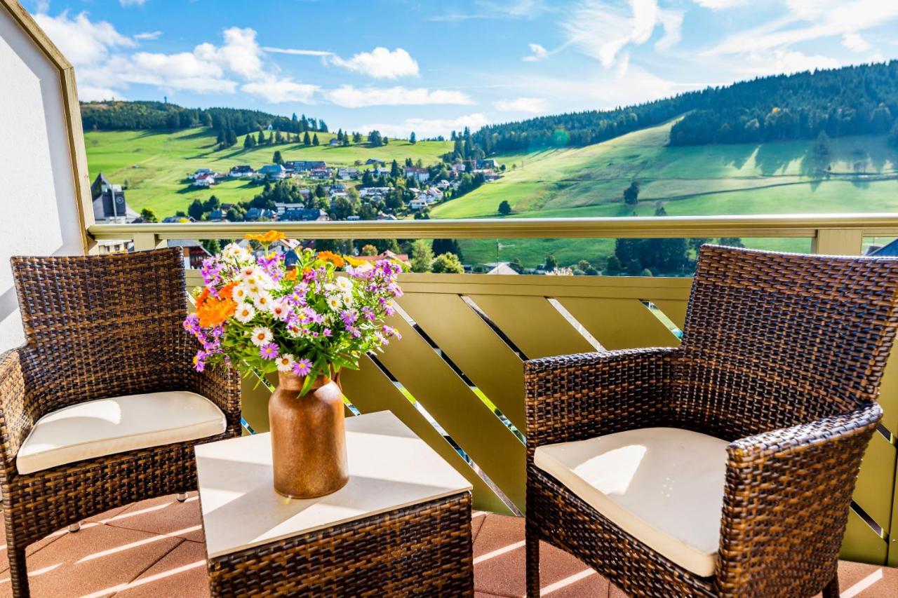 טודנאוברג Hotel Engel - Familotel Hochschwarzwald מראה חיצוני תמונה